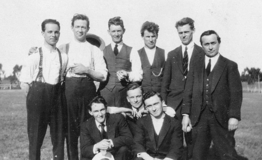 Group with Eddie Callard and Roley Farrall
